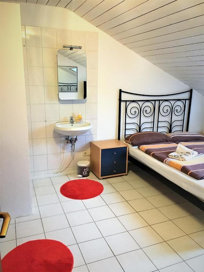 Studentenwohnung Аленсбах Екстериор снимка